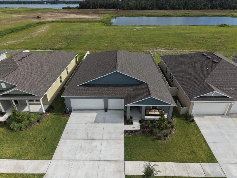 4 bedroom Single Family Residence at 13421 New Jade Avenue, Balm Grv East, Wimauma — photo 2