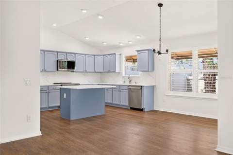 1945 Fiddlewood Place, The Villages FL - photo 19 of 57
