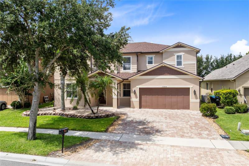 5 bedroom Single Family Residence at 10408 Chorlton Circle, Eagle Creek, Orlando — photo 2