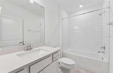 9740 Crescent Moon Drive, Riverview FL - photo 10 of 35