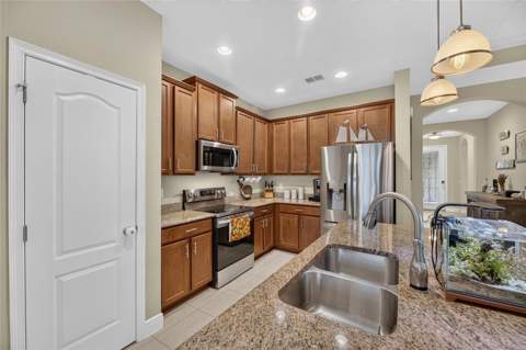 6911 Sail View Lane, Apollo Beach FL - photo 15 of 96
