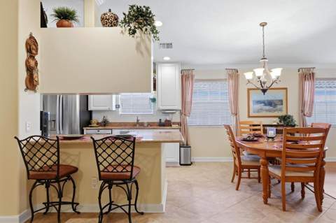 7621 Quinto Drive, Sarasota FL - photo 20 of 84