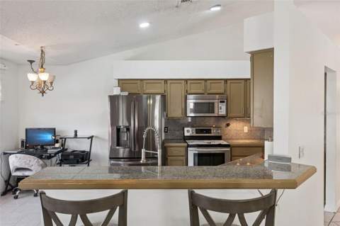 8611 Primrose Drive, Kissimmee FL - photo 16 of 60