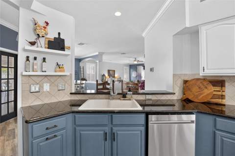 417 Stone Briar Drive, Ruskin FL - photo 9 of 59
