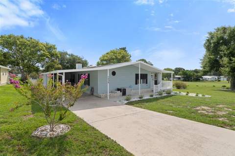 7436 Nielson Avenue, Brooksville FL - photo 10 of 54
