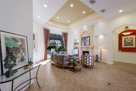 7107 Keswick Lane, Lakewood Ranch FL - photo 8 of 79