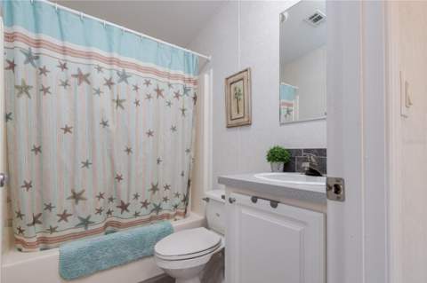 3309 Bernadette Drive, Ellenton FL - photo 13 of 16