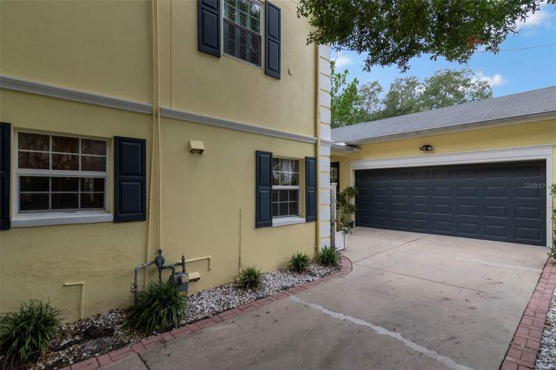 4 bedroom Single Family Residence at 1231 S Roxmere Road, Culbreath Bayou Unit 6, Tampa — photo 4