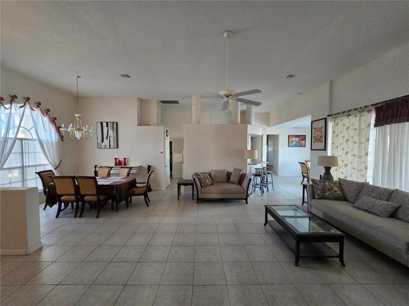 3 bedroom Single Family Residence at 23404 Peachland Boulevard, Port Charlotte Sec 015, Port Charlotte — photo 3