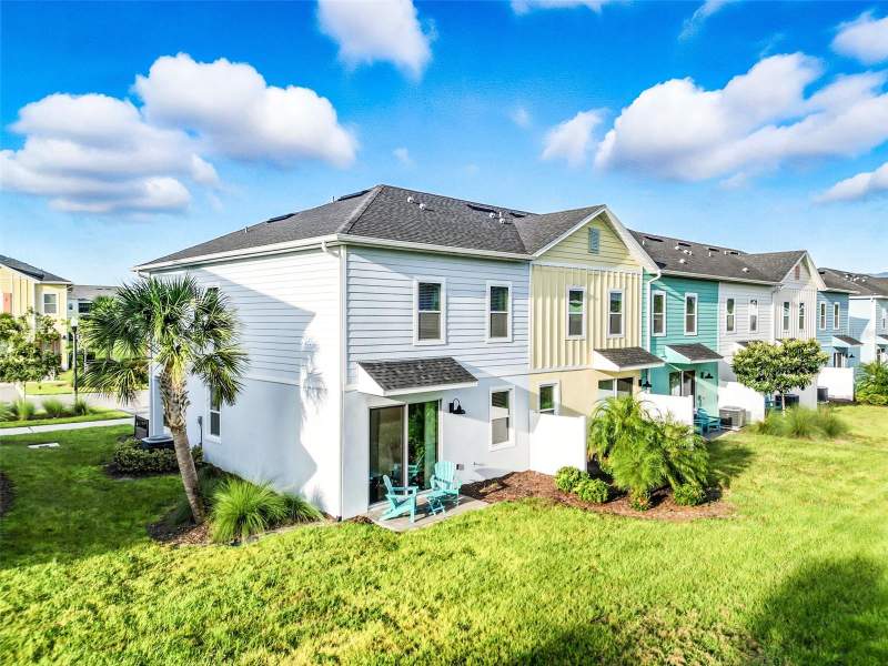4 bedroom Townhouse at 3184 Caribbean Soul Drive, Rolling Oaks Ph 7, Kissimmee — photo 3