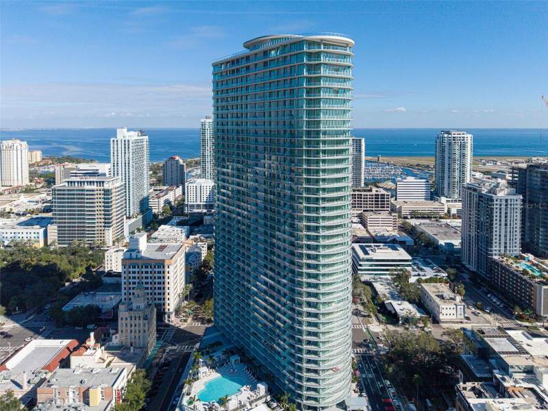 3 bedroom Condominium at 400 Central Avenue #3603, 400 Central, St Petersburg — photo 2