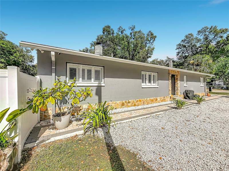 4 bedroom Single Family Residence at 8502 N Otis Avenue, Casa Loma, Tampa — photo 2