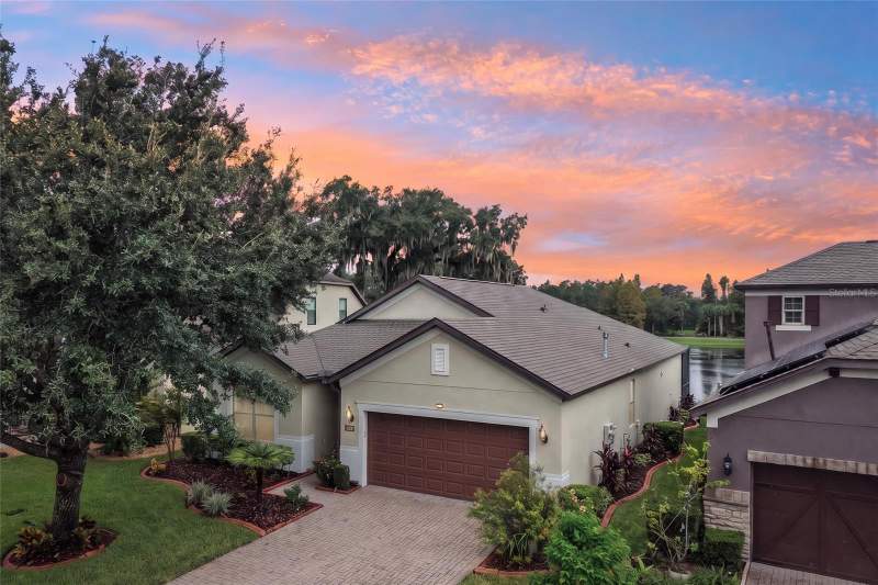 3 bedroom Single Family Residence at 123 Magellan Court, Ridgewood Lakes Village 9, Davenport — photo 2