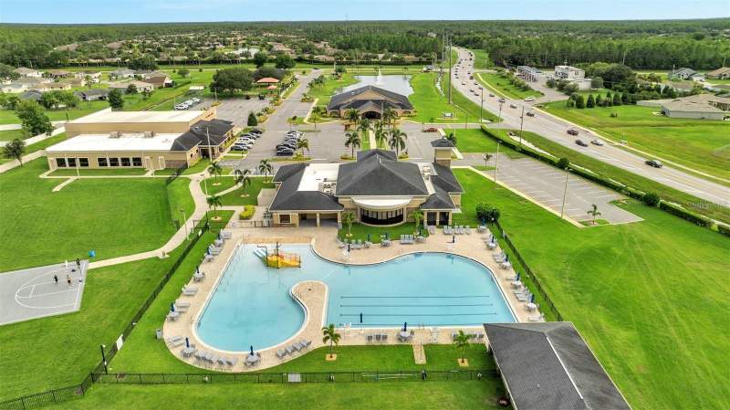 3 bedroom Single Family Residence at 1346 Dunbarton Court, Poinciana Village 02 Neighborhood 01, Kissimmee — photo 2