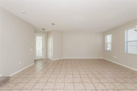 12125 Fox Bloom Avenue, Gibsonton FL - photo 10 of 15