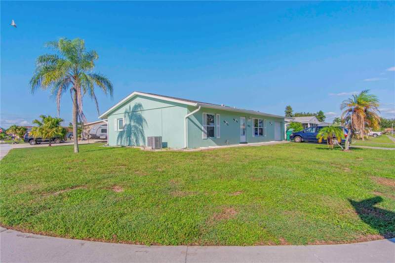 2 bedroom Single Family Residence at 13478 Santa Rosa Avenue, Port Charlotte Sec 066, Port Charlotte — photo 5