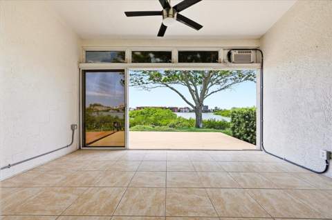 14628 Loridawn Drive #13, Seminole FL - photo 13 of 62