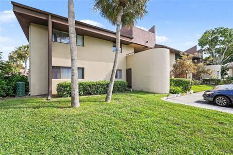 825 S Village Drive #102, St Petersburg FL - photo 22 of 31