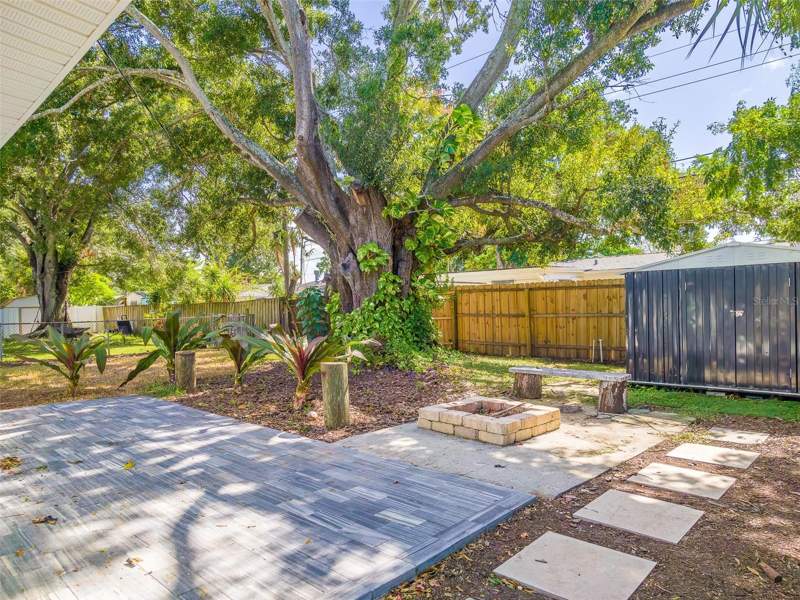 3 bedroom Single Family Residence at 9477 Park Lake Drive, Skyview Terrace 1st Add, Pinellas Park — photo 4