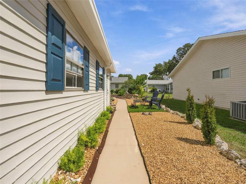 2 bedroom Manufactured Home at 8641 SW 62nd Terrace, Marion Landing, Ocala — photo 5