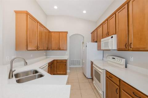 5815 Justicia Loop, Land O Lakes FL - photo 17 of 56