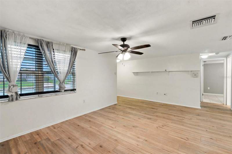 2 bedroom Single Family Residence at 3930 Sail Drive, Beacon Square, New Port Richey — photo 2