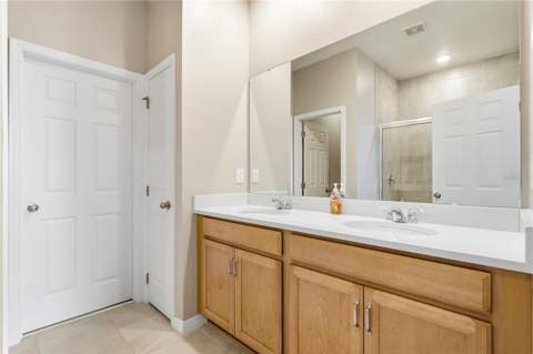 2673 Spider Lily Court, Clermont FL - photo 17 of 48