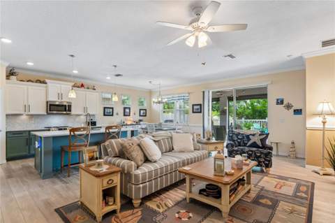 13605 Paddington Way, Spring Hill FL - photo 13 of 79