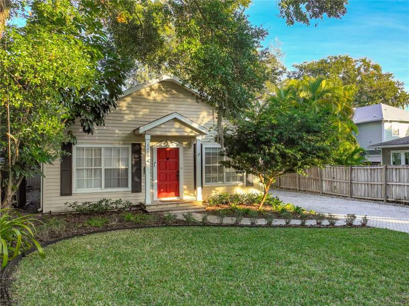 3 bedroom Single Family Residence at 1209 CLOUSER AVENUE, LAKE ADAIR GROVES, ORLANDO — photo 2