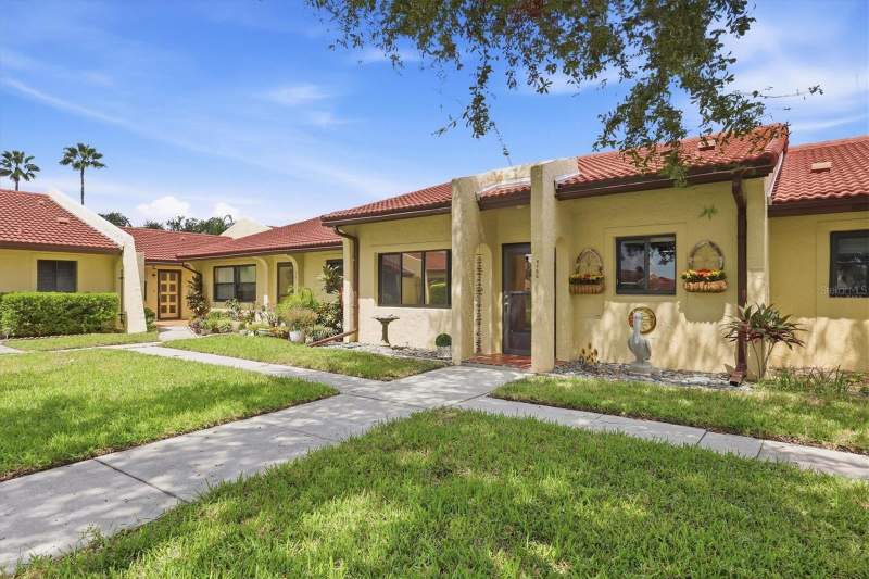 2 bedroom Condominium at 5705 13th Avenue, Meadowcroft Prcl Z, Bradenton — photo 2