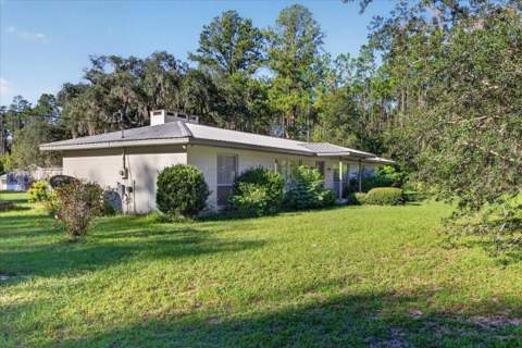 6917 NW 254th Avenue, Alachua FL - photo 6 of 32