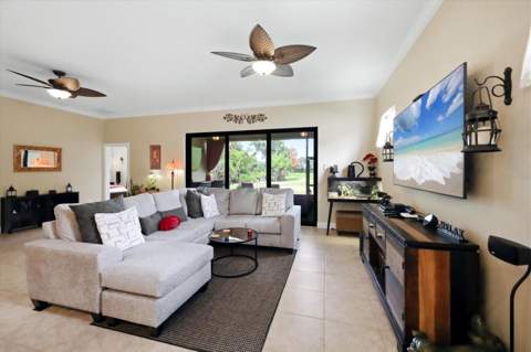 10035 Marbella Drive, Bradenton FL - photo 18 of 51