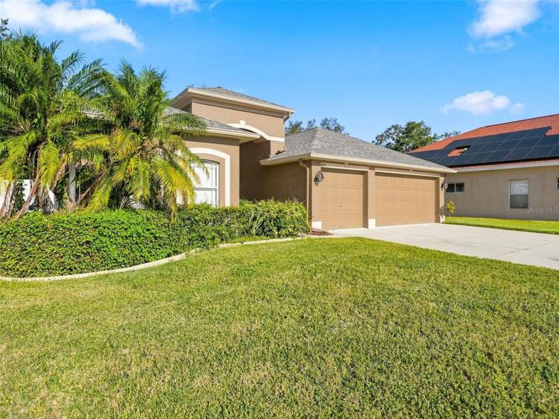 4 bedroom Single Family Residence at 1901 Oswego Drive, Key Vista Prcl 18, Holiday — photo 4