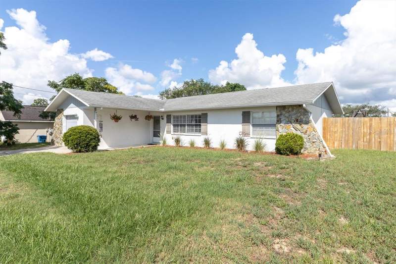 2 bedroom Single Family Residence at 5283 Baldock Avenue, Spring Hill, Spring Hill — photo 2