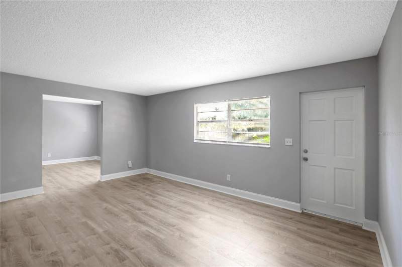 4 bedroom Single Family Residence at 1615 E Sitka Street, Fern Cliff, Tampa — photo 4