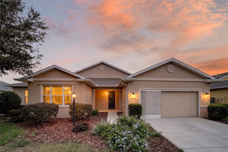 3 bedroom Single Family Residence at 9858 SW 90th Street, On Top/World Providence Area 1, Ocala — photo 2