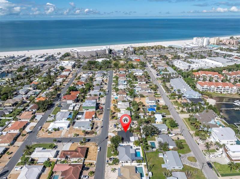 2 bedroom Single Family Residence at 197 Lido Drive, Lido Beach Sub, St Pete Beach — photo 5