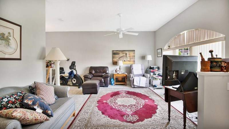 3 bedroom Single Family Residence at 5203 Jasmine Trace Lane, Jasmine Pointe At Crescent Lakes, Kissimmee — photo 5