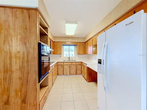13225 Country Club Drive, Tavares FL - photo 16 of 60