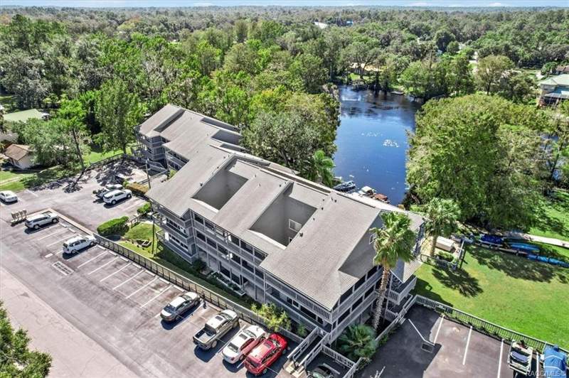2 bedroom Condominium at 20820 River Drive #B37, Landings Withlacoochee Or 1272/1072, Dunnellon — photo 4
