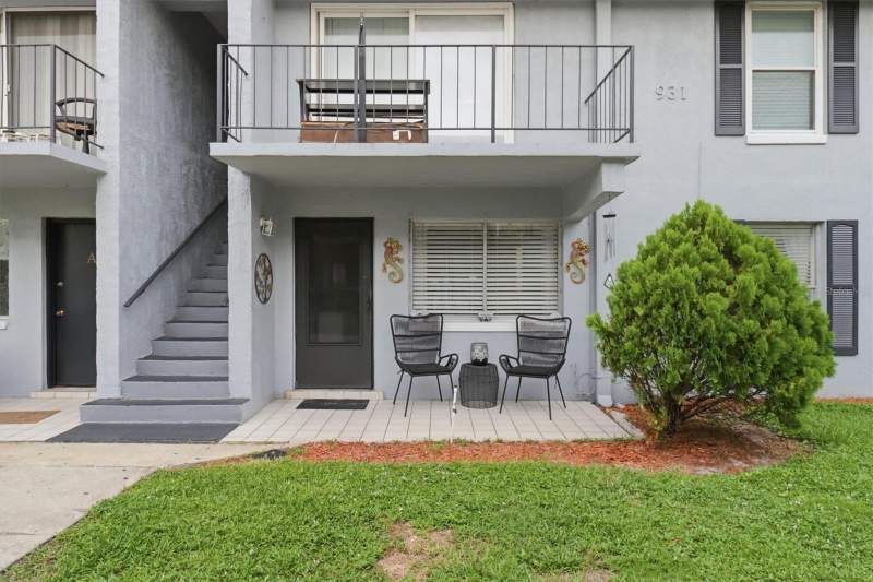 931 W OAK RIDGE ROAD #B home for sale in Weatherly Yacht Club Condo At Lake Condos for Sale: 6 Listings