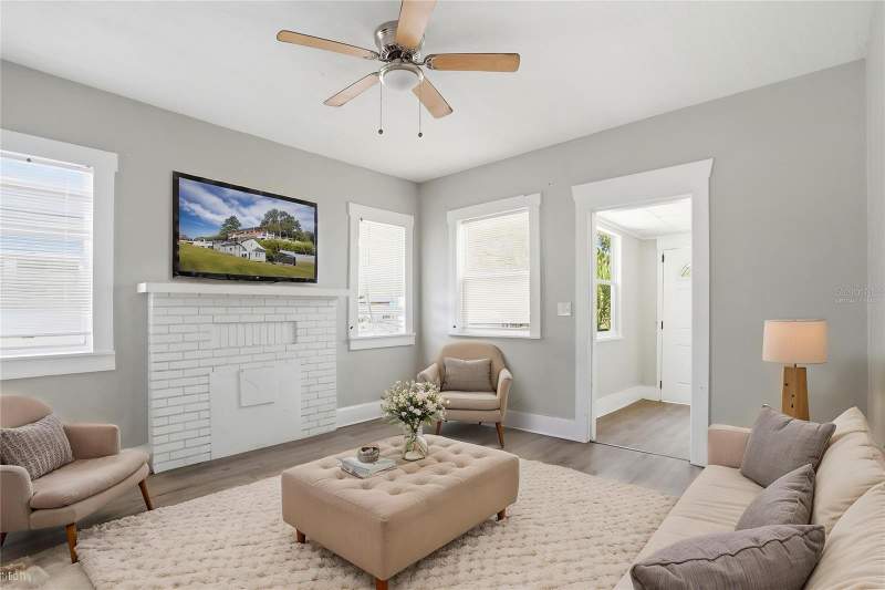 3 bedroom Single Family Residence at 1909 19TH STREET, FRUITLAND HEIGHTS B, ST PETERSBURG — photo 2