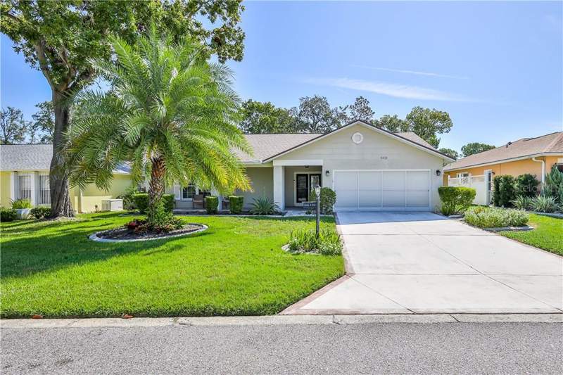 2 bedroom Single Family Residence at 6428 Plantation Road, Spring Hill, Spring Hill — photo 4
