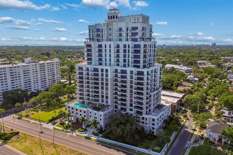 2103 BAYSHORE BOULEVARD #1203 home for sale in Hyde Park House