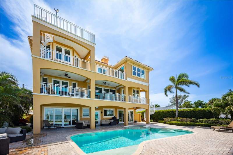 5 bedroom Single Family Residence at 306 Harbor Drive, Indian Beach Re-Revised 5th Add, Indian Rocks Beach — photo 2