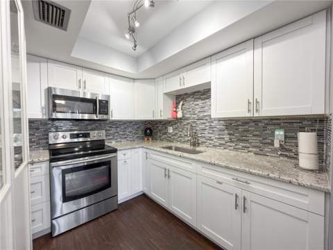 8100 Dr Martin Luther King Jr Street #202, St Petersburg FL - photo 7 of 32