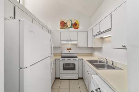 2415 NE 7th Street #8, Ocala FL - photo 6 of 6