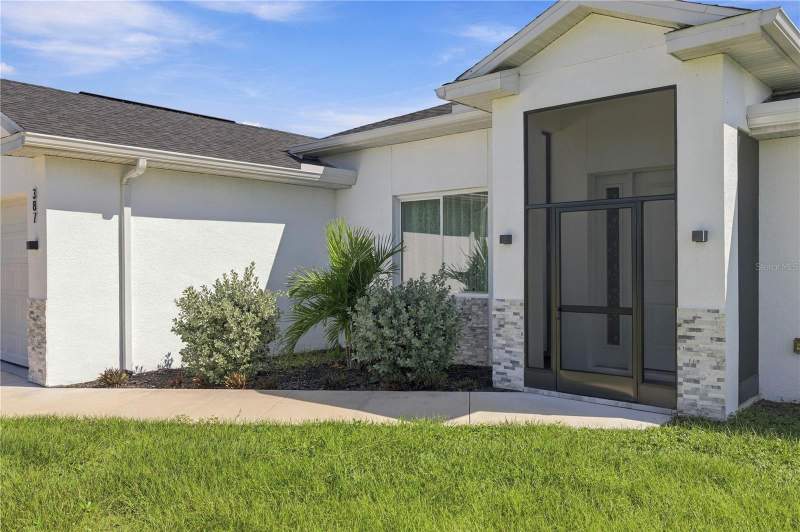3 bedroom Single Family Residence at 387 Venetia Avenue, Warm Mineral Spgs, North Port — photo 2