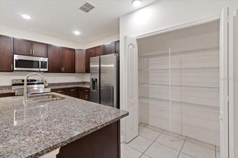 1200 Wahneta Drive, Kissimmee FL - photo 8 of 48