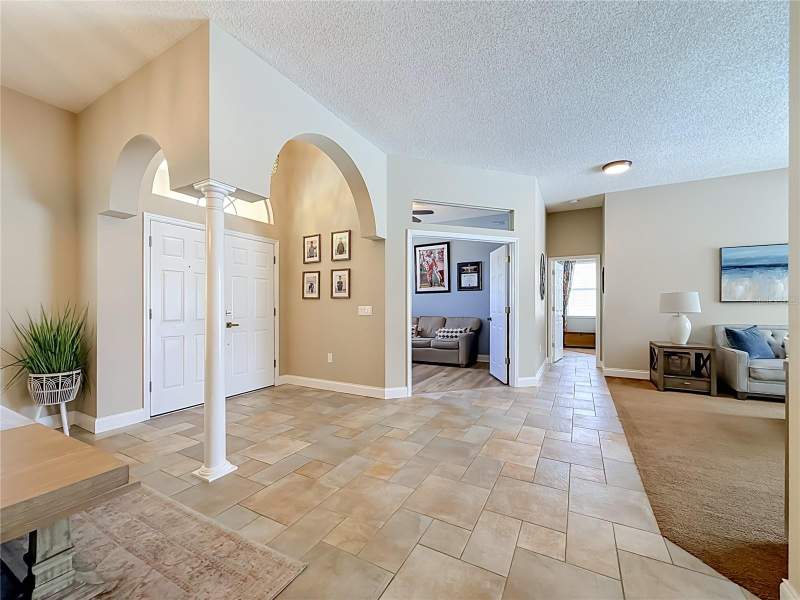4 bedroom Single Family Residence at 1266 Berkshire Lane, Crescent Oaks Country Club Kingsbury Ph 2, Tarpon Springs — photo 5